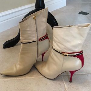 ❤️Casadei Stiletto Tan, red suede heels, gold tone/black w/patent straps booties